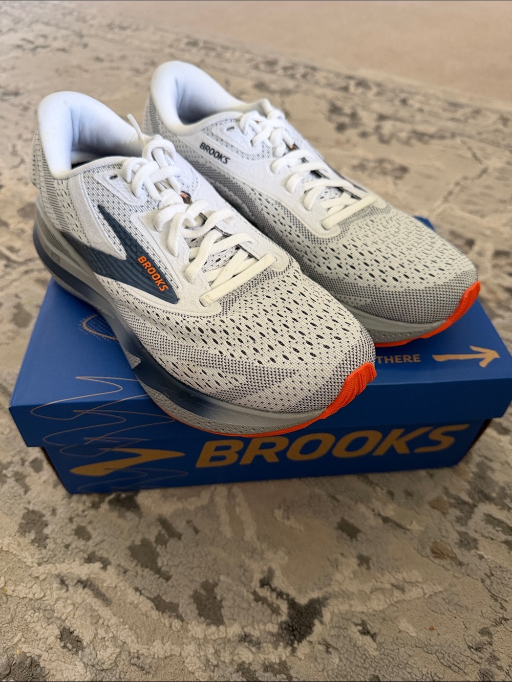 Brooks Adrenaline GTS 24